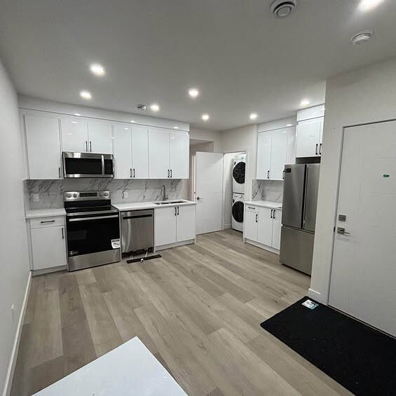 Calgary 2 bedrooms Basement for rent. Property photo: 741057-1