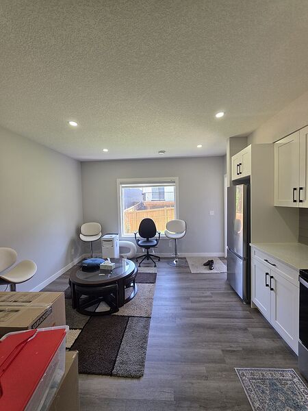 Calgary 1 + Den bedrooms Basement for rent. Property photo: 741126-3