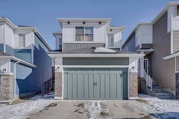 Calgary 4 bedrooms Main Floor for rent. Property photo: 741175-2