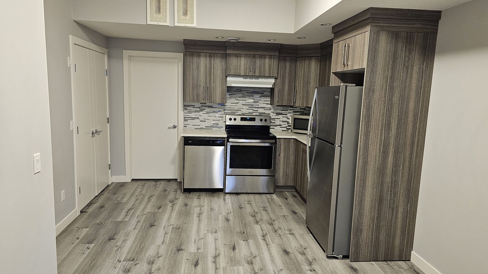 Calgary 1 bedroom Townhouse for rent. Property photo: 741233-1