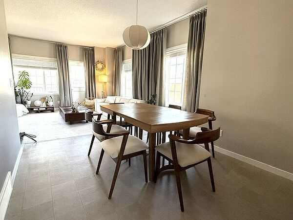 Calgary 2 + Den bedrooms Townhouse for rent. Property photo: 741263-3