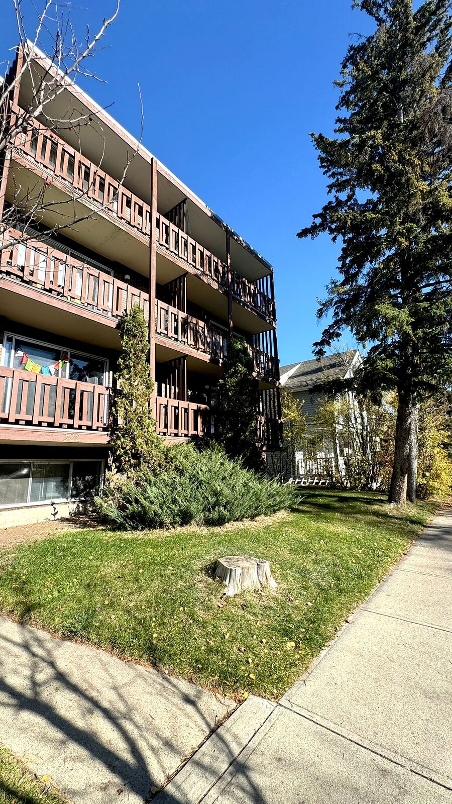 Calgary 1 bedroom Condo Unit for rent. Property photo: 741339-1