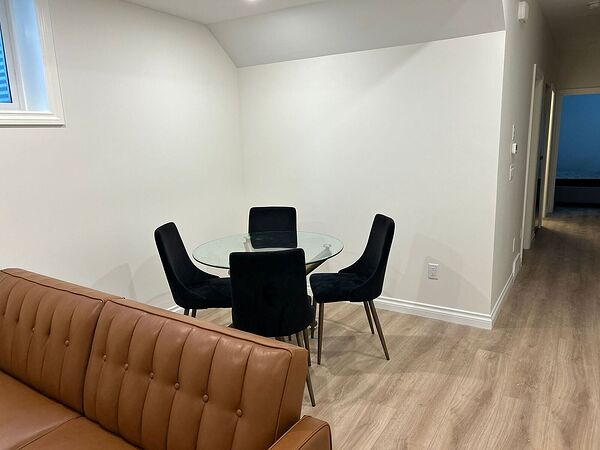 Calgary 2 bedrooms Basement for rent. Property photo: 741407-2