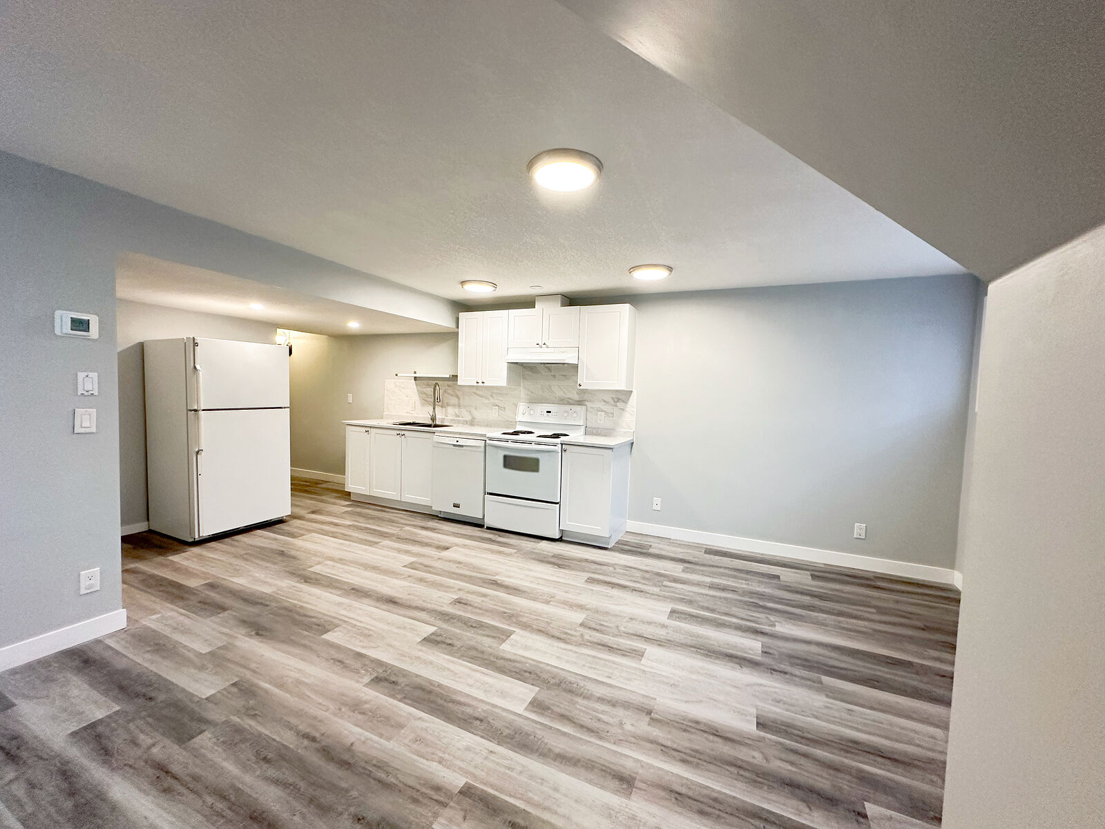 Calgary 2 bedrooms Basement for rent. Property photo: 741440-1