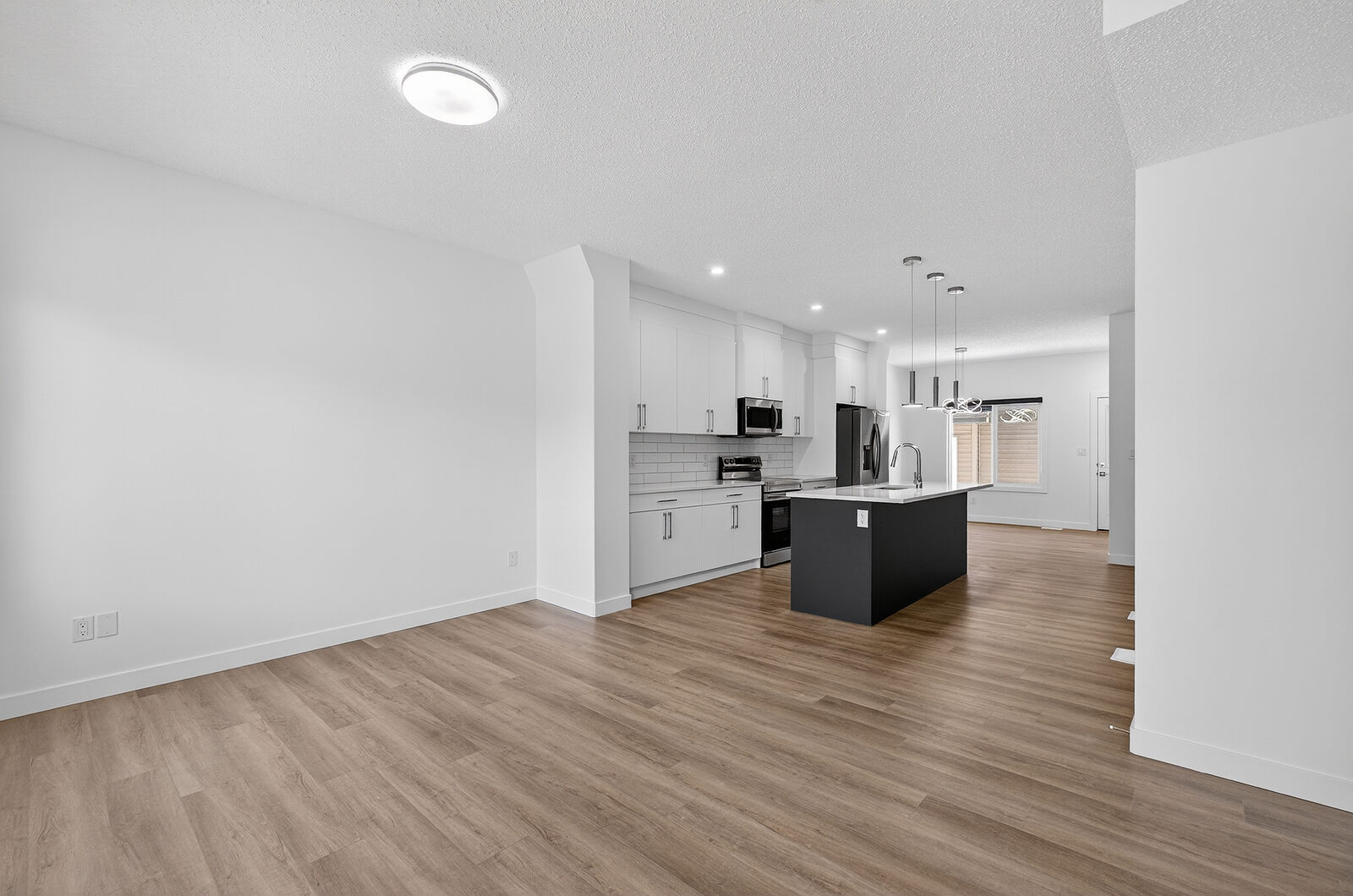 Leduc 3 bedrooms House for rent. Property photo: 741645-1