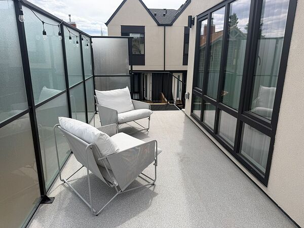Calgary 2 bedrooms Townhouse for rent. Property photo: 741679-2