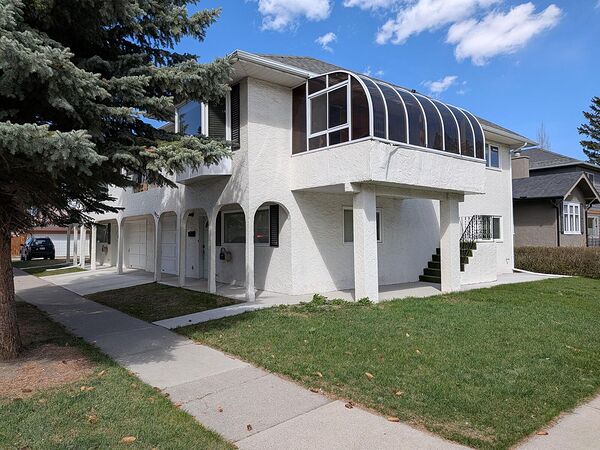 Calgary 4 + Den bedrooms Duplex for rent. Property photo: 741964-2