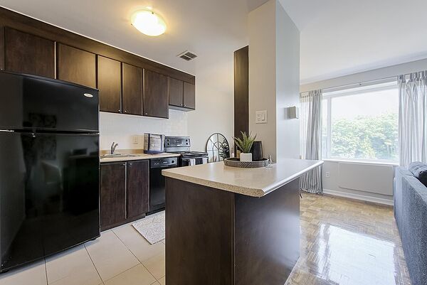 Toronto 1 bedroom Apartment for rent. Property photo: 742024-2