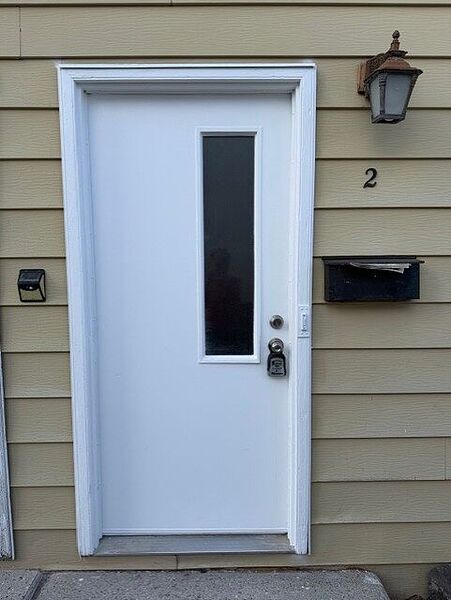 Calgary 2 bedrooms Fourplex for rent. Property photo: 742025-2