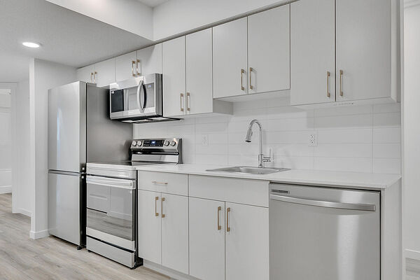 Edmonton 1 bedroom Basement for rent. Property photo: 742065-2