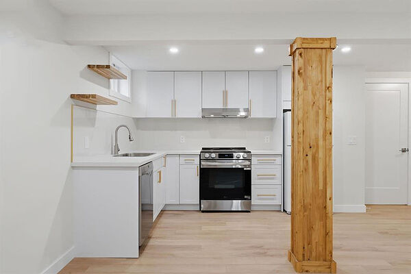 Calgary 2 bedrooms Basement for rent. Property photo: 742234-2