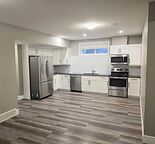 Extra Large & Bright 2 Bed Suite | In-Suite Laundry | Sherwood NW