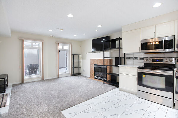 Calgary 2 bedrooms Basement for rent. Property photo: 742463-3
