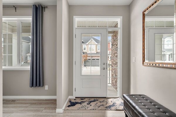 Calgary 3 + Den bedrooms House for rent. Property photo: 742501-2