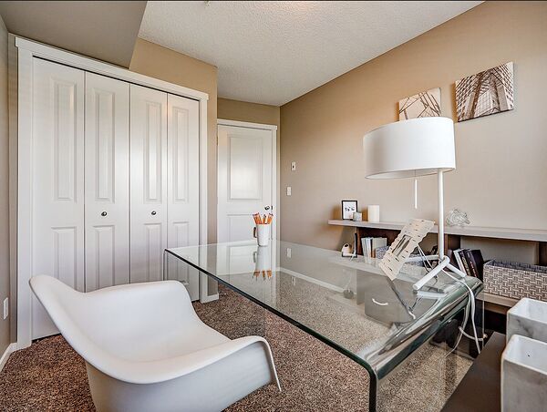Calgary 1 bedrooms Apartment for rent. Property photo: 742634-3