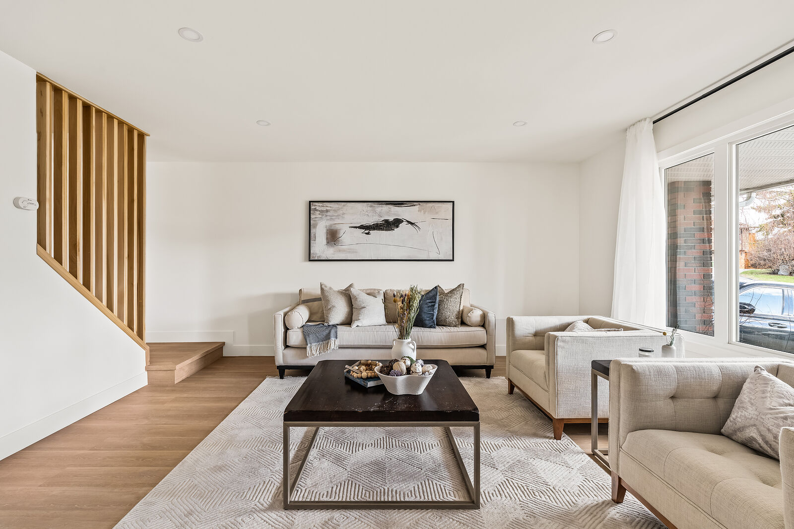 Calgary 4 bedrooms House for rent. Property photo: 742697-1
