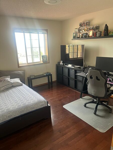 Calgary 5 bedrooms House for rent. Property photo: 742869-3