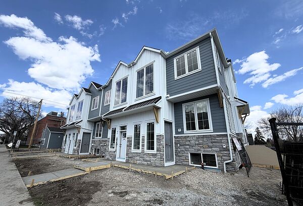 Calgary 2 bedrooms Basement for rent. Property photo: 742976-2