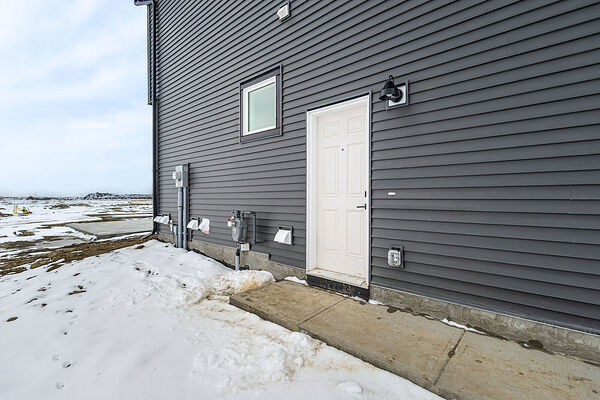 Calgary 1 bedroom Basement for rent. Property photo: 743132-3
