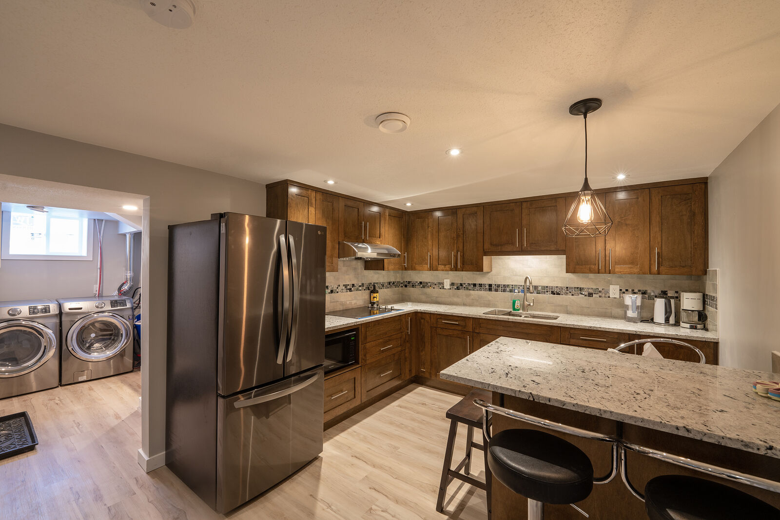 Calgary 2 bedrooms Basement for rent. Property photo: 743141-1