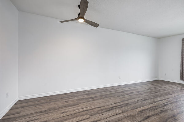 Calgary 3 bedrooms Fourplex for rent. Property photo: 743210-2