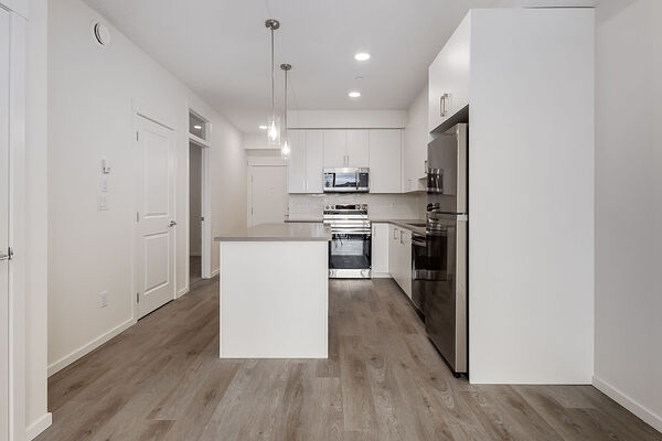 Calgary 2 bedrooms Condo Unit for rent. Property photo: 743278-3