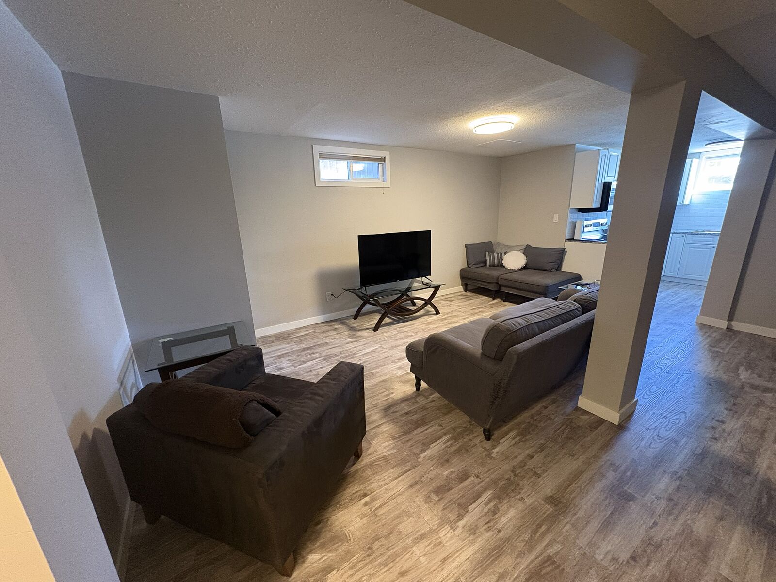 Calgary 1 + Den bedrooms Fourplex for rent. Property photo: 743463-1