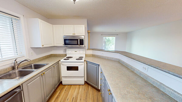 Calgary 2 bedrooms Condo Unit for rent. Property photo: 743476-3