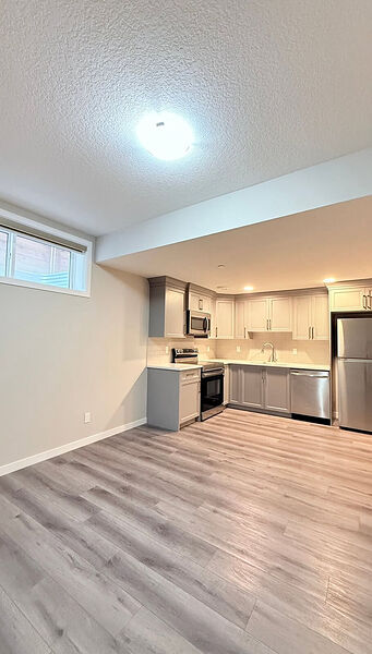 Calgary 1 bedroom Basement for rent. Property photo: 743633-2
