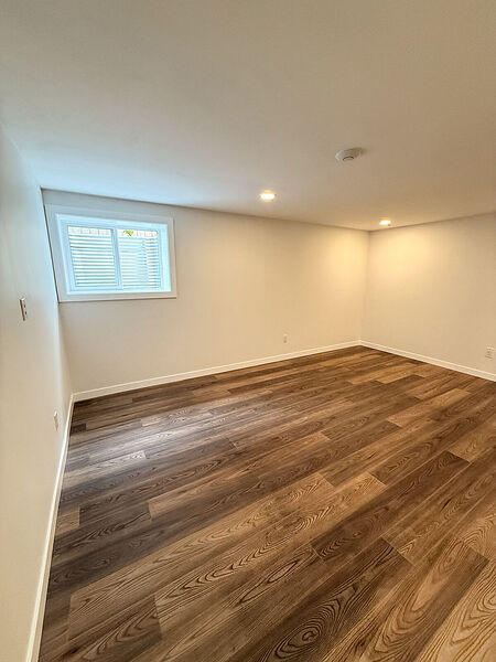 Calgary 1 + Den bedrooms Basement for rent. Property photo: 743699-2