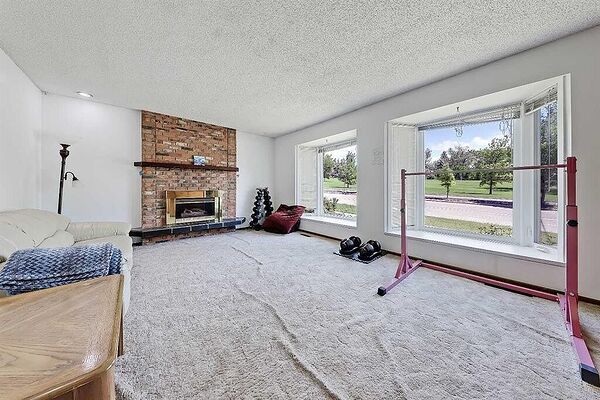 Calgary 3 bedrooms Main Floor for rent. Property photo: 7438-3