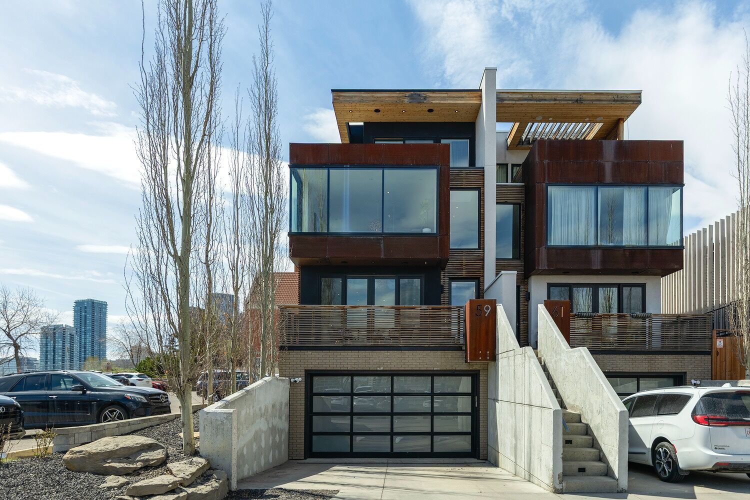 Calgary 4 + Den bedrooms House for rent. Property photo: 743812-1