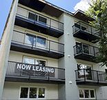 Renovated Living in Sunnyside | All Utilities Included