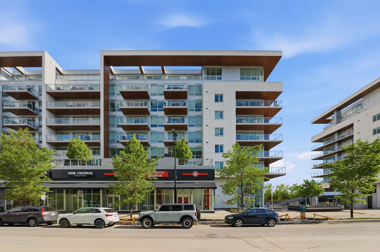 Calgary 2 bedrooms Condo Unit for rent. Property photo: 743869-1