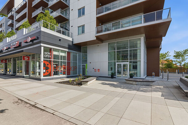 Calgary 2 bedrooms Condo Unit for rent. Property photo: 743869-2