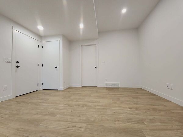 Calgary 2 bedrooms Basement for rent. Property photo: 743896-2