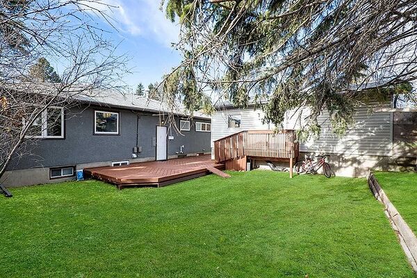 Calgary 3 bedrooms Main Floor for rent. Property photo: 743900-2