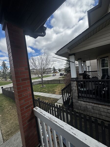 Calgary 3 bedrooms Main Floor for rent. Property photo: 743974-3