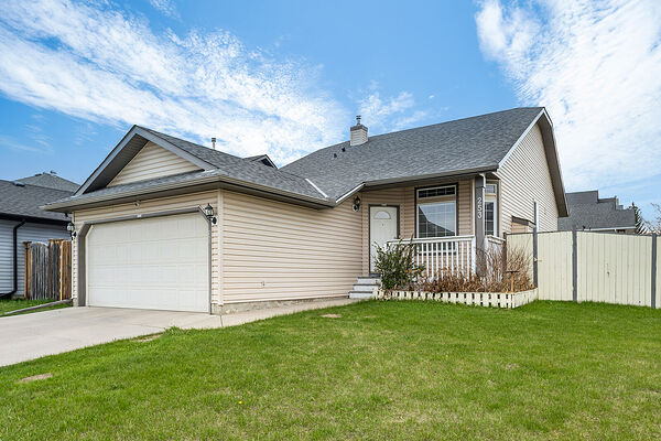 Calgary 2 bedrooms Basement for rent. Property photo: 743999-2
