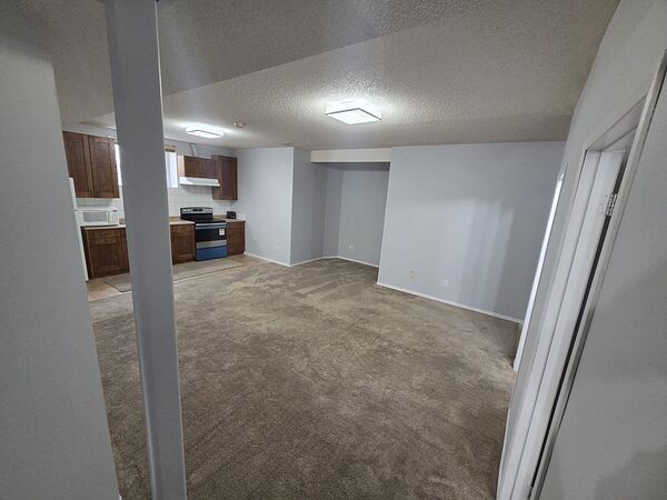 Calgary 2 bedrooms Basement for rent. Property photo: 744052-3