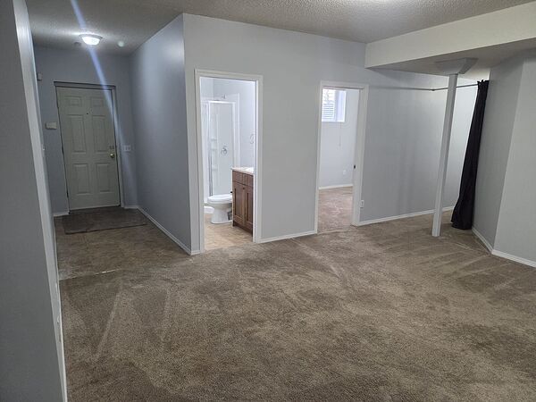 Calgary 2 bedrooms Basement for rent. Property photo: 744052-2