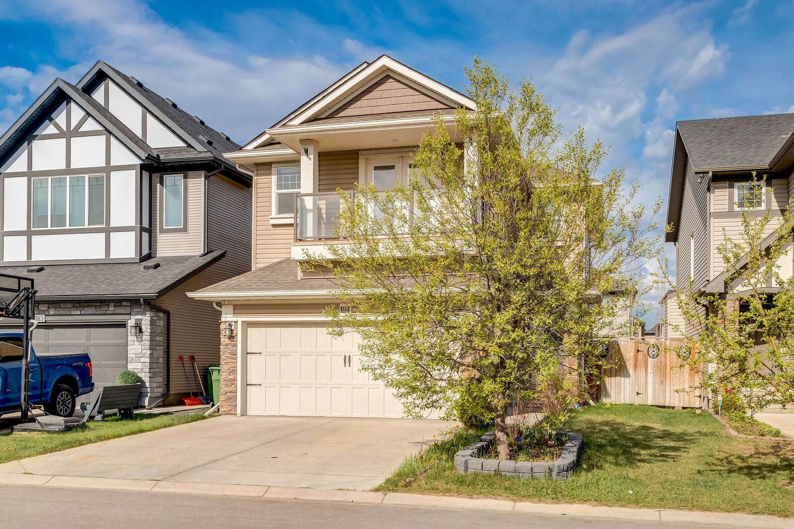 Calgary 3 bedrooms House for rent. Property photo: 744258-1