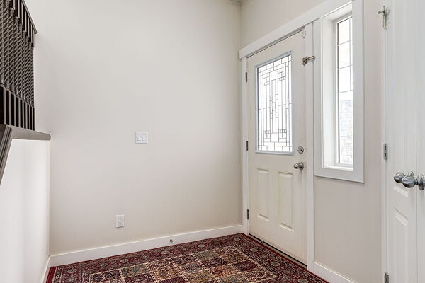 Calgary 3 bedrooms House for rent. Property photo: 744258-3