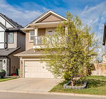 Beautiful Main Floor in New Brighton with Many Upgrades!