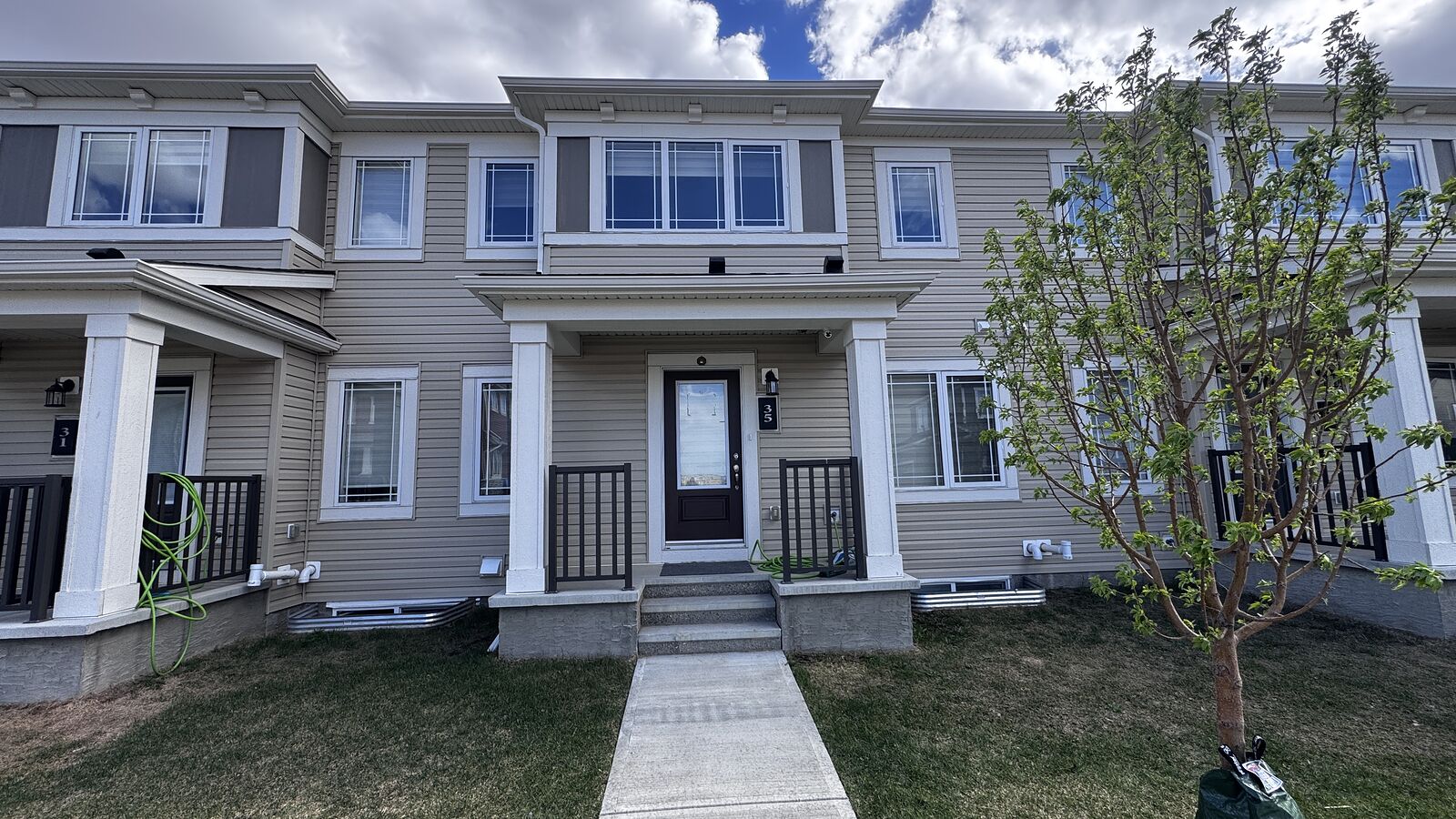 Calgary 3 bedrooms Townhouse for rent. Property photo: 744270-1