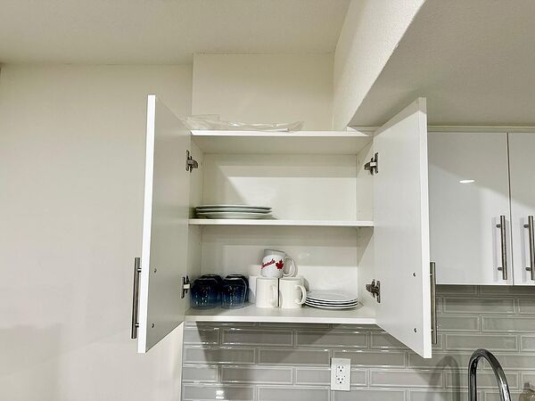 Calgary 1 bedroom Basement for rent. Property photo: 744324-3