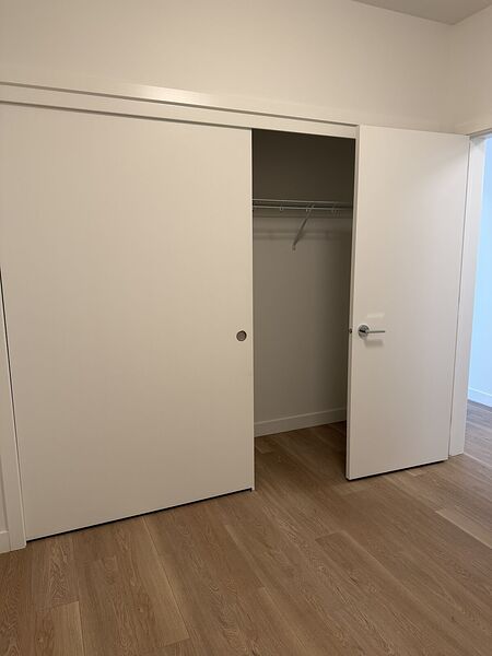Calgary 2 bedrooms Condo Unit for rent. Property photo: 744383-3