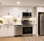 9 FTCeilings, Face Park, 2 Bedroom Legal Suite in Mahogny