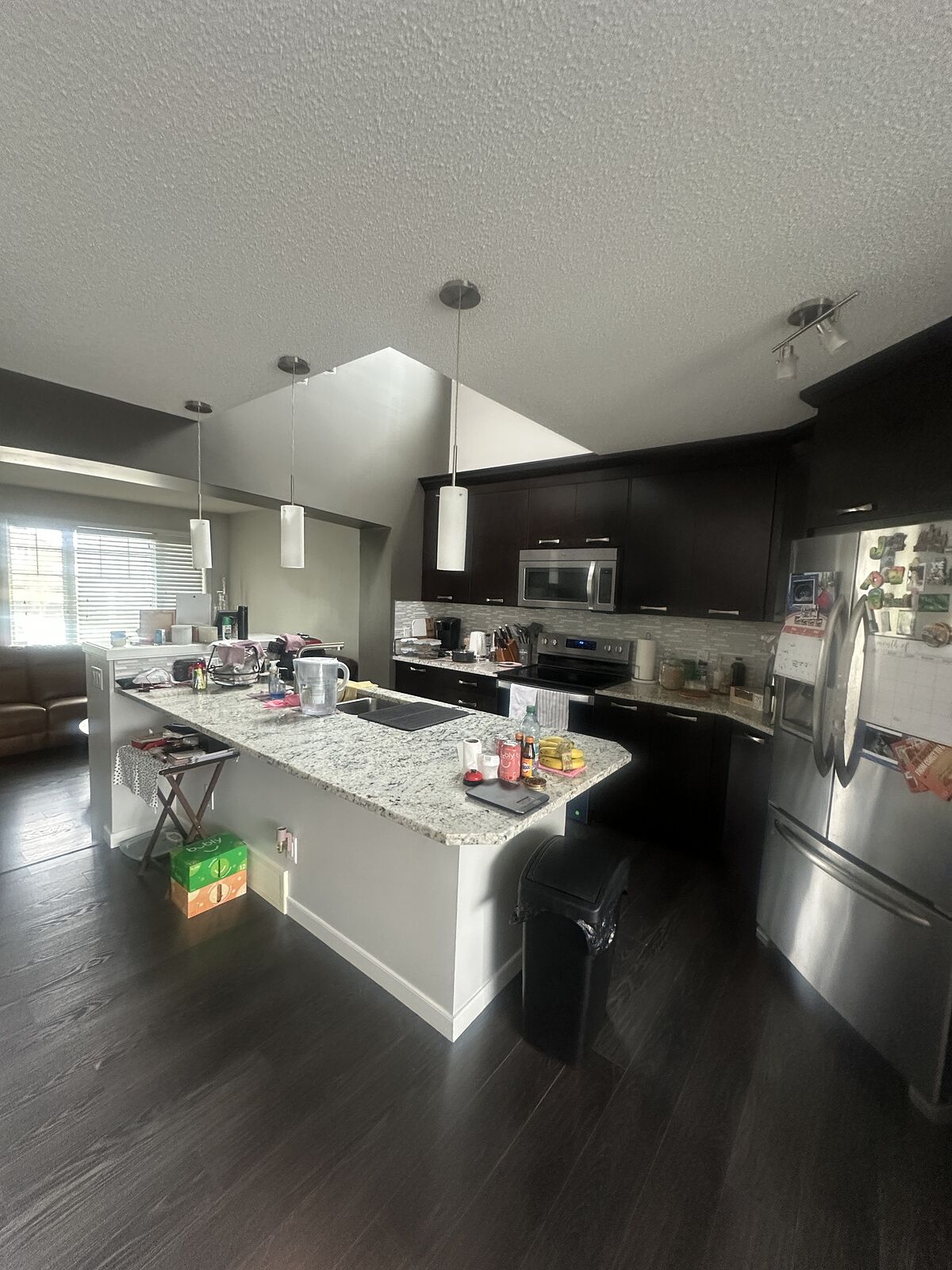 Calgary 3 bedrooms House for rent. Property photo: 744852-1