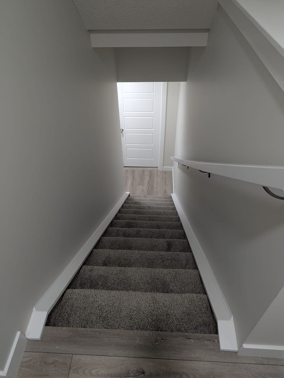 Calgary 2 bedrooms Basement for rent. Property photo: 744854-1